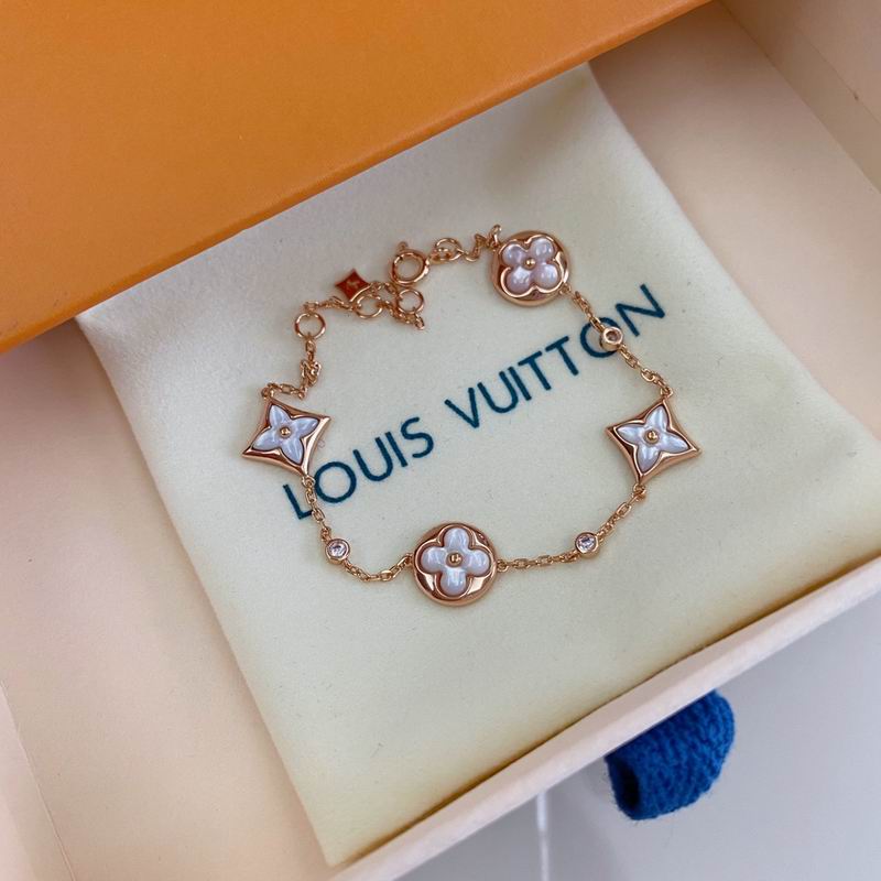 LV Bracelet 08yxq23